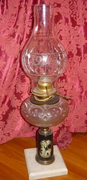 Asztali lámpa porcelán betéttel