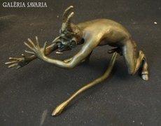 Érdekes bronz ördög figura (@900)