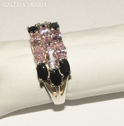 gyönyörű rózsaszín-fekete köves ezüst gyűrű