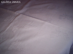 Fehér damasztabrosz,150x120 cm