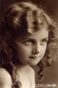 Szép kislány portré 1912