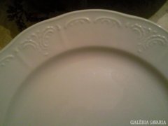 Dombor mintás fehér tányérok 12db