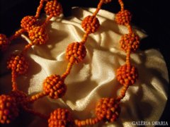 Retro, narancs-korall színű nyaklánc