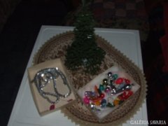 karácsonyfa,műanyag,régi,antik,fenyőfa,fenyőfa dísz,cs