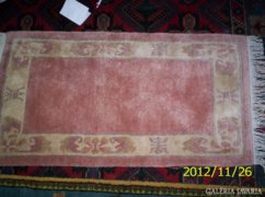 Rózsaszín nepáli kézi szőnyeg