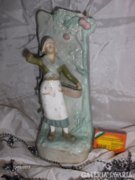Régi kerámia váza női figurával - hibás