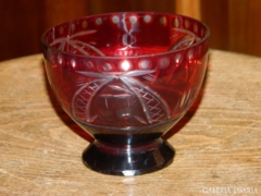 Maroon polished crystal glass cup
