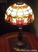 Tiffany asztali lámpa