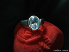 Akvamarin,gyémánt csiszolással.Gyűrű ezüst