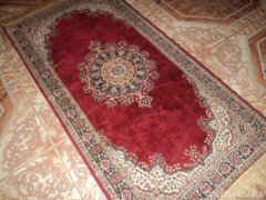Mokett perzsaszőnyeg