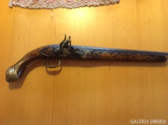 18-századi pisztoly remekmü