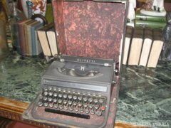 OLIVETTI írógép , studio 42