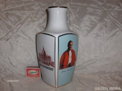 Régi Hollóházi váza -  János Pál emlékére
