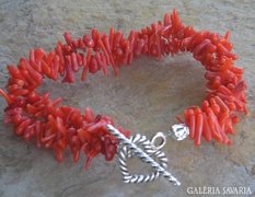 Gyönyörű Valódi vörös korall karkötő
