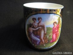 Antik Altwien porcelán jelenetes bögre