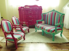 gyerekszoba garnitúra ágy komód szekrény székek