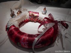 Textilből készített articsóka  karácsonyi asztaldísz