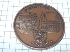 Commemorative coin, 75 years old in Pécs i. Internal clinic no. 1998