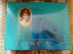 4711 Tosca szett dobozában.