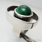 Skandináv designer ezüst gyűrű malachittal