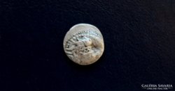 Kaposi kelta drachma ( dupla gyöngysoros )