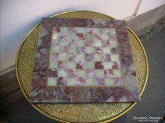  sakk tábla márvány vagy szerű anyagból 