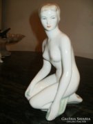 AQUINCUM porcelán akt szobor 22 cm.hibátlan