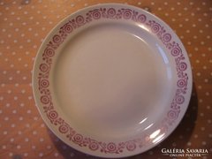 Zsolnay lila girlandos lapos tányér