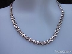 Ezüst collie-nyaklánc nagyon dekoratív 925-ös