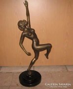 62 cm magas bronz szobor, női akt