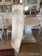 Provence bútor, fehér antikolt fa teknő. 