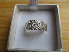Áttört mintás ezüst gyűrű - szép dekoratív.