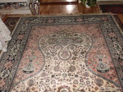 Álomszép iráni szőnyeg.