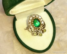 Gyönyörű smaragd-, és topáz köves ezüst gyűrű 7,75