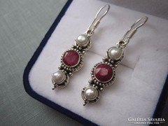 Filigrán antik ezüst fülbevaló rubin kő és igazgyöngy