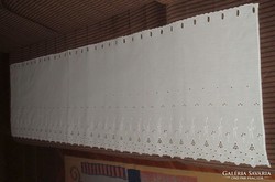 Fehér gépi hímzett vitrázs függöny, 173x46,5 cm