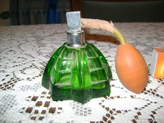 Régi, pumpás parfümszóró  üveg
