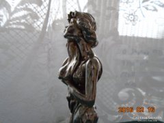 Szignós olasz modern ezüstözött szobor-23 cm