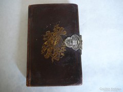 162 éves ezüst csatos imakönyv