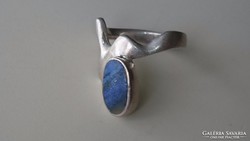 Különleges formájú ezüst gyűrű (lápislazuli) 