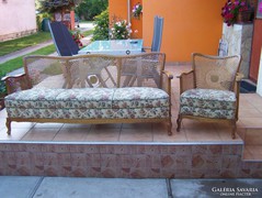 Chippendale stílusú 3 személyes kanapé, 1db fotellel.