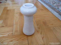 Vastagfalú márvány váza díszváza 18 cm
