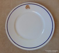 Hüttl Tivadar monogramos tányér