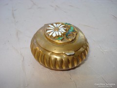 Gold pocket ashtray with enamel pattern