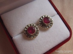 Filigrán antik ezüst rubin fülbevaló pár bedugós -925