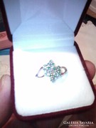 Smaragd köves ezüst gyűrű,ródiumozott