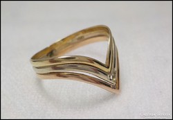14 karátos arany trikolor gyűrű 