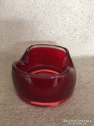 Piros, kétrétegű üveg tálka, hamutartó (94)
