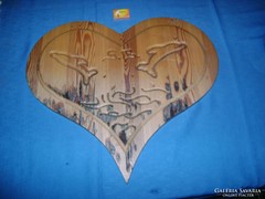 Szív alakú falidísz - faragott fa - nagy méretű