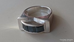 Ezüst gyűrű onixal 